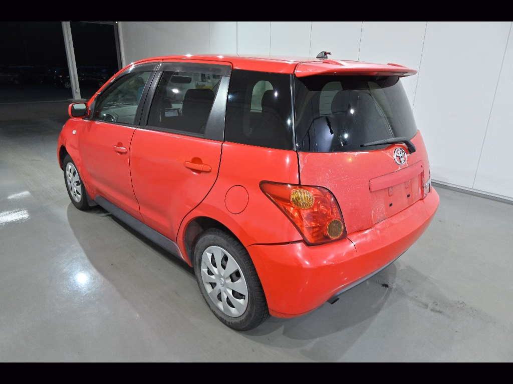 TOYOTA IST