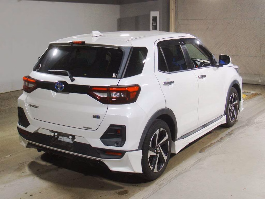 TOYOTA RAIZE
