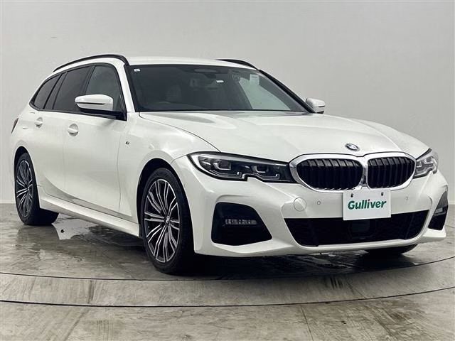 BMW 3-SERIES