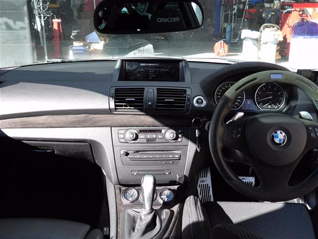 BMW 1-SERIES