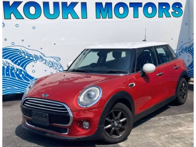 MINI HATCH
