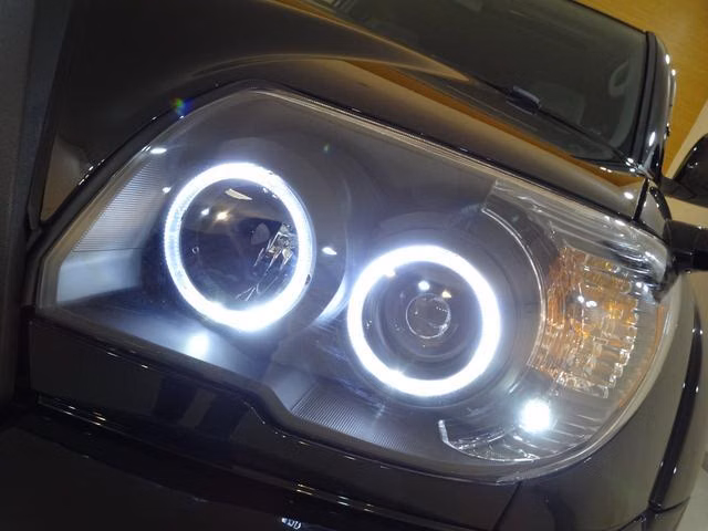 TOYOTA HILUX SURF