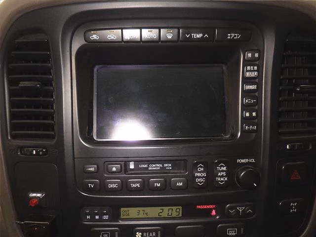 TOYOTA LAND CRUISER