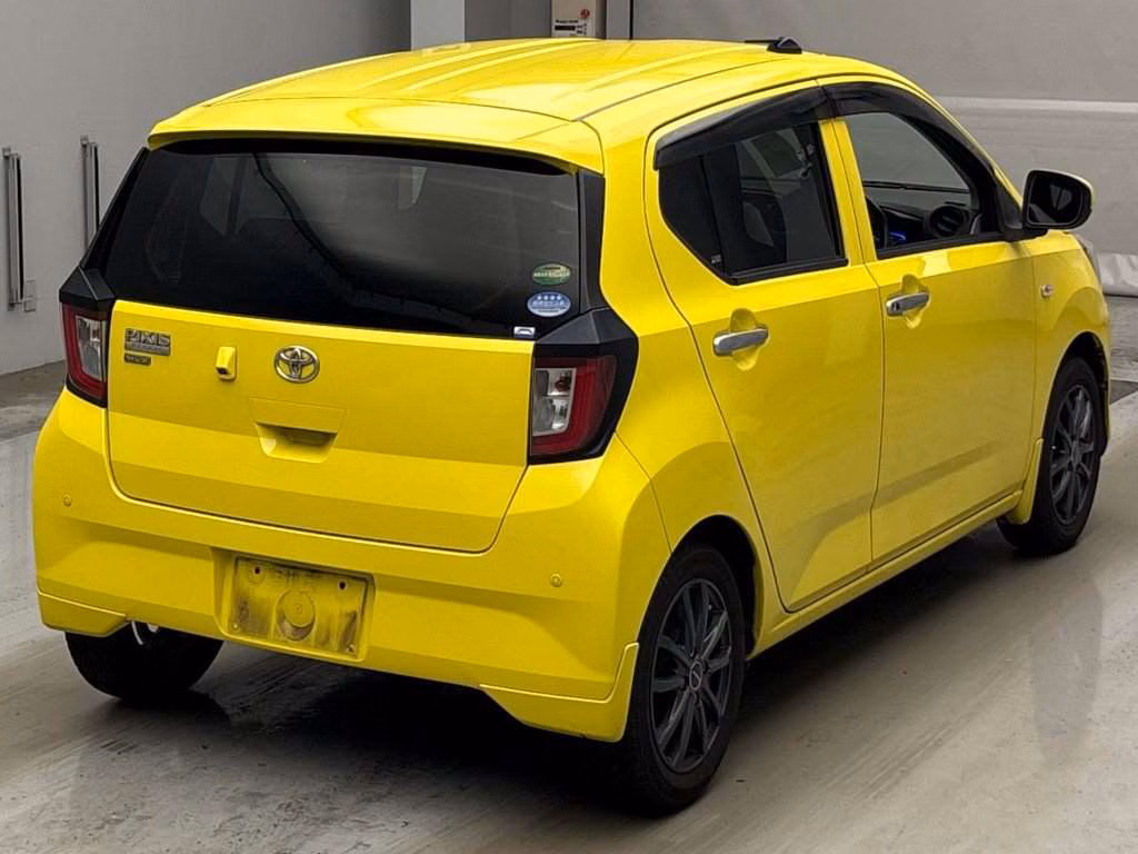 TOYOTA PIXIS EPOCH