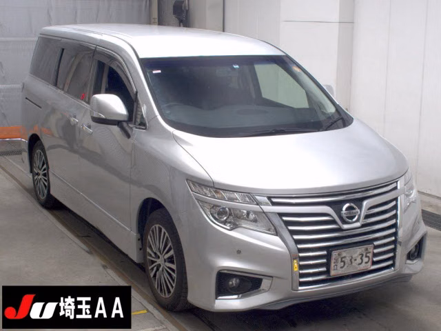 NISSAN ELGRAND