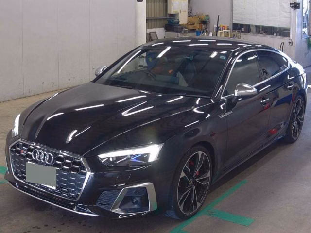 AUDI S5