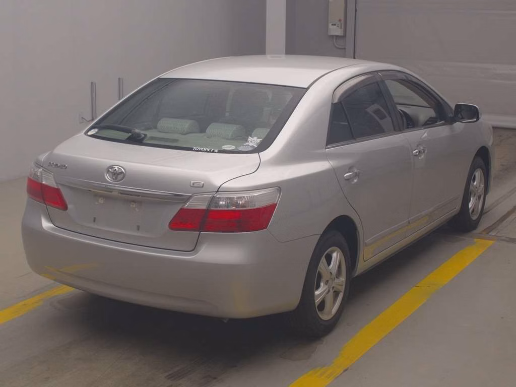 TOYOTA PREMIO