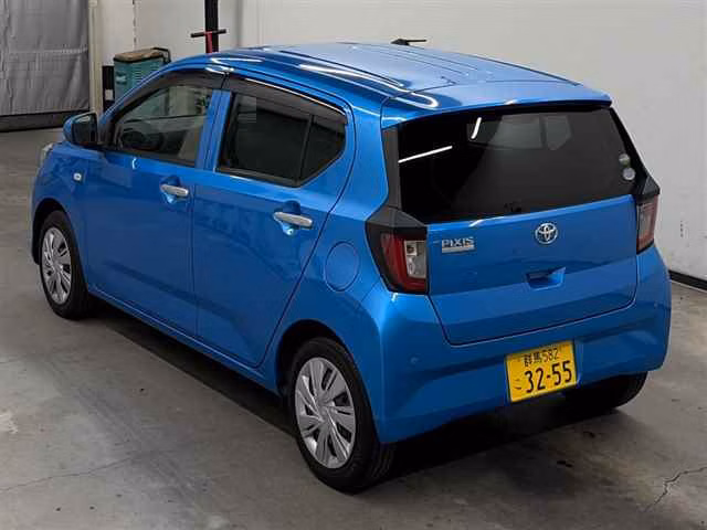 TOYOTA PIXIS EPOCH