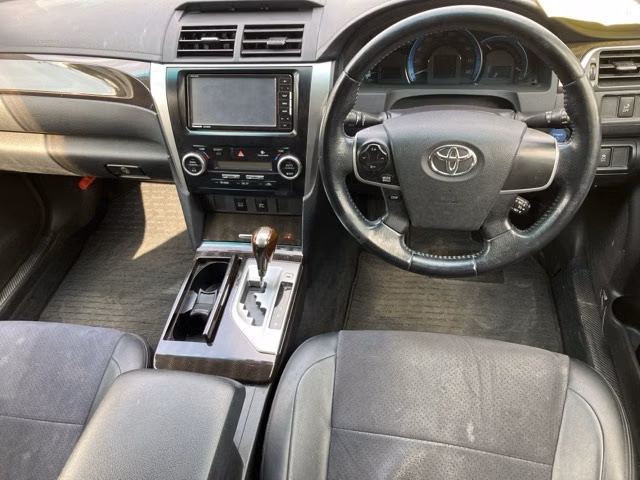 TOYOTA CAMRY