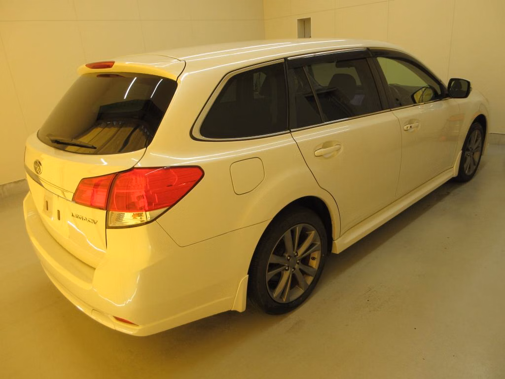 SUBARU LEGACY