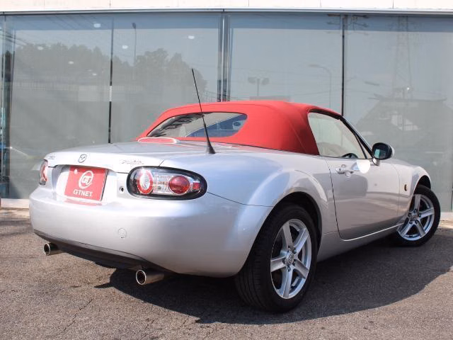 MAZDA ROADSTER