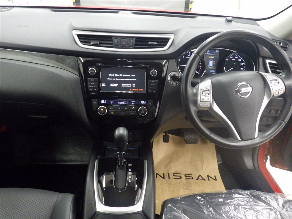 NISSAN X-TRAIL