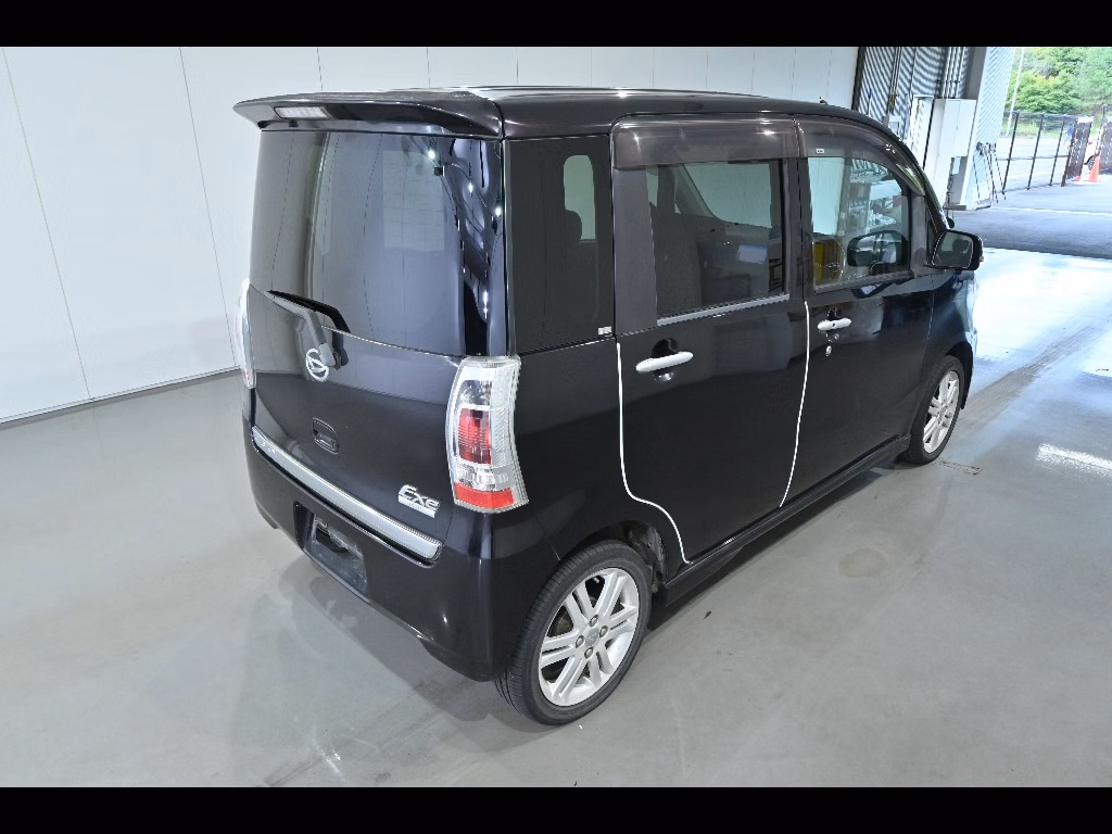 DAIHATSU TANTO EXE