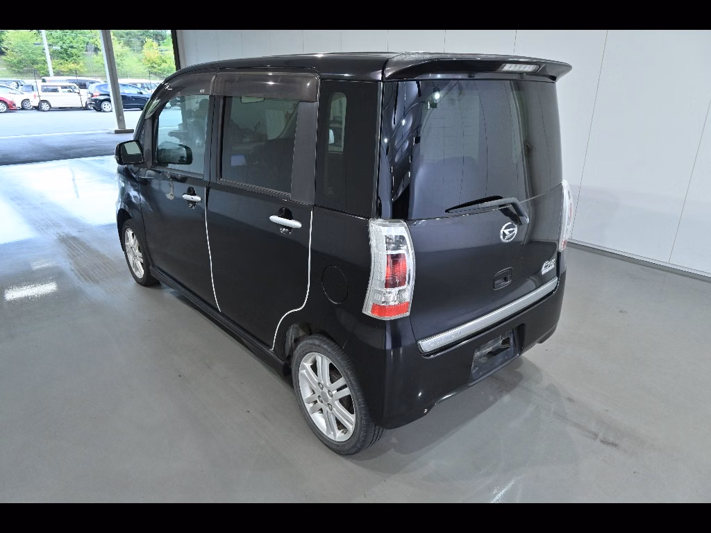 DAIHATSU TANTO EXE