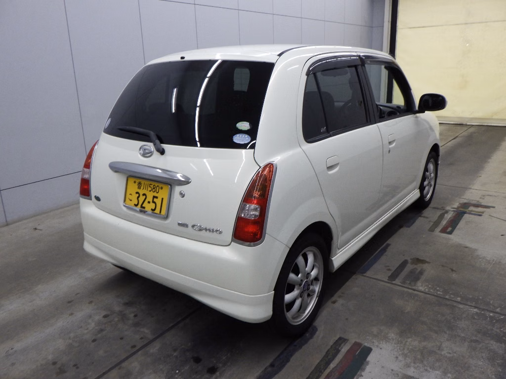 DAIHATSU MIRA GINO