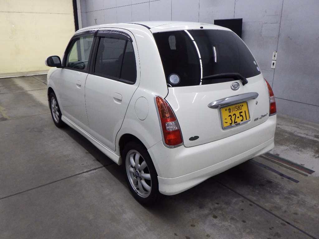 DAIHATSU MIRA GINO