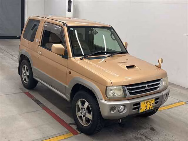 MITSUBISHI PAJERO MINI