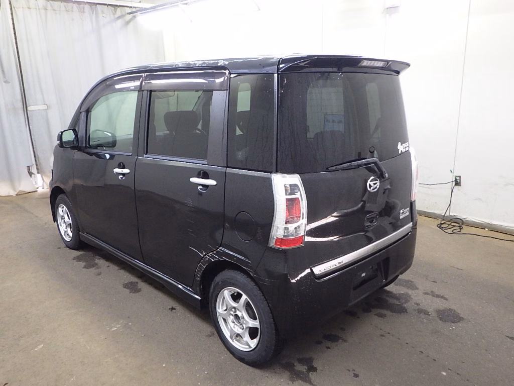 DAIHATSU TANTO EXE