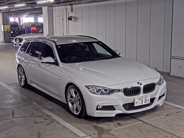 BMW 3-SERIES