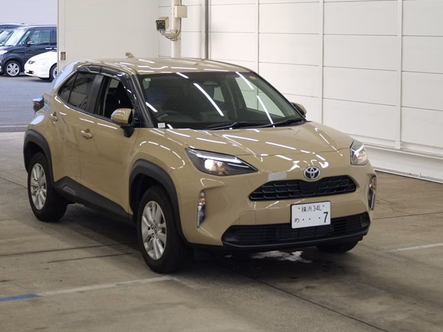 TOYOTA YARIS CROSS