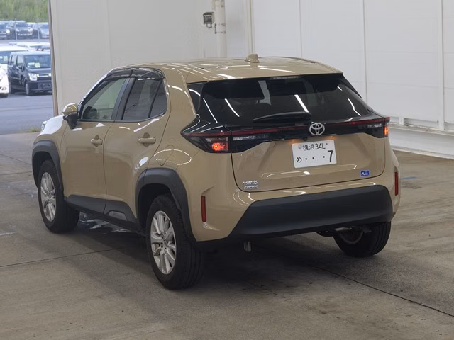 TOYOTA YARIS CROSS
