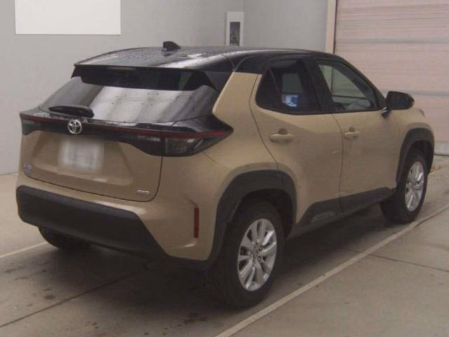 TOYOTA YARIS CROSS