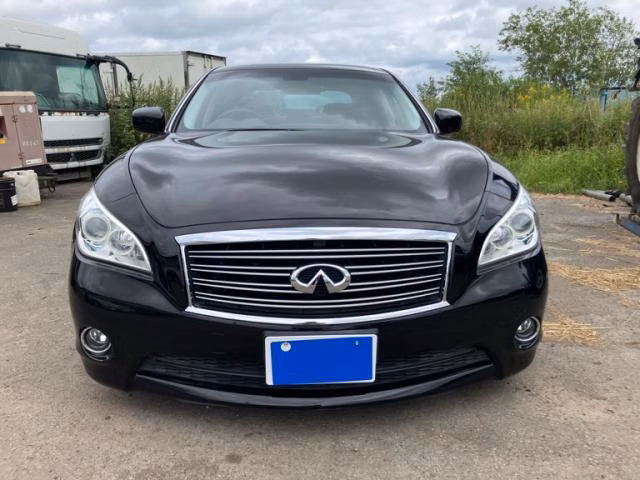 NISSAN FUGA