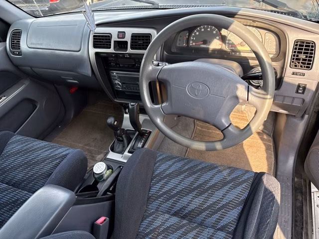 TOYOTA HILUX SURF