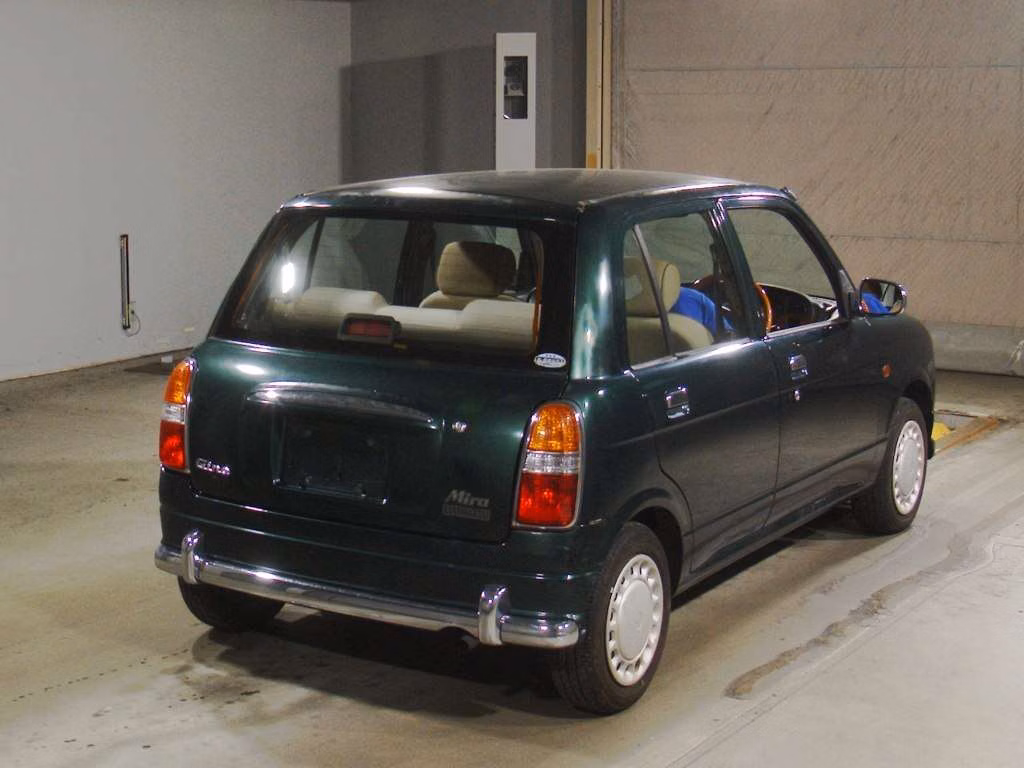 DAIHATSU MIRA GINO