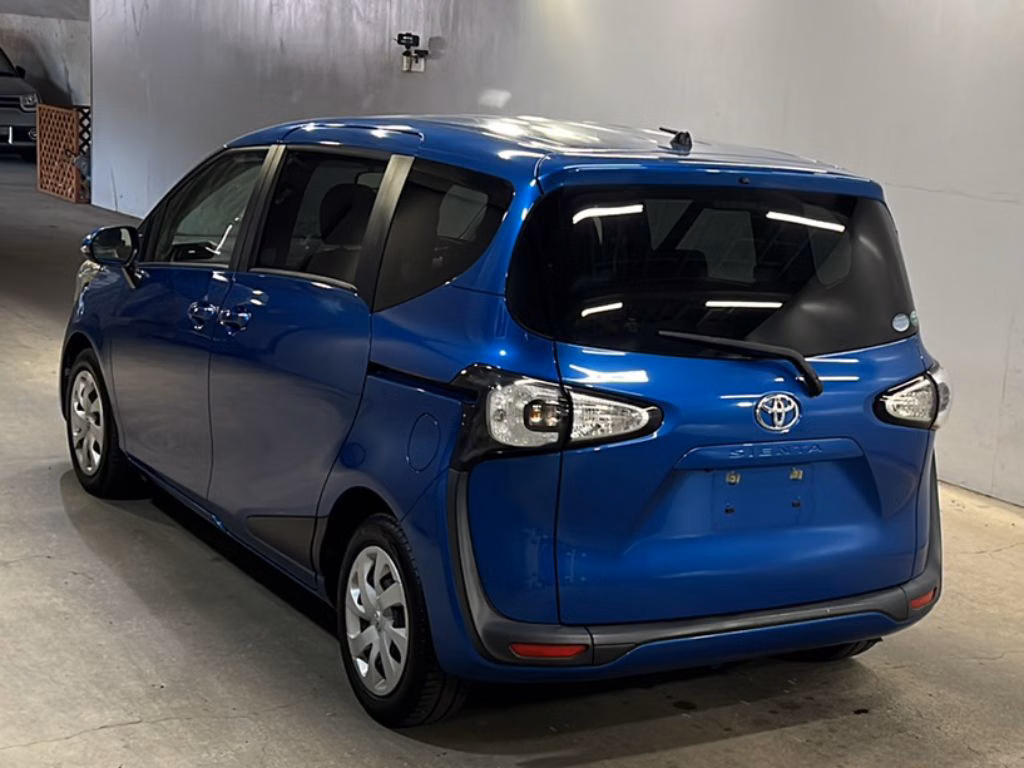 TOYOTA SIENTA