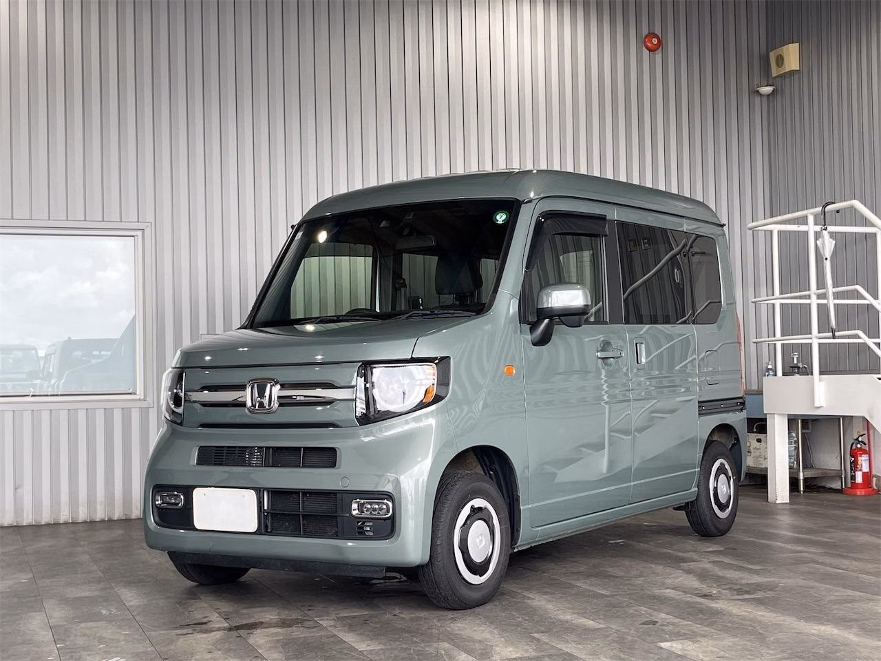 HONDA N-VAN