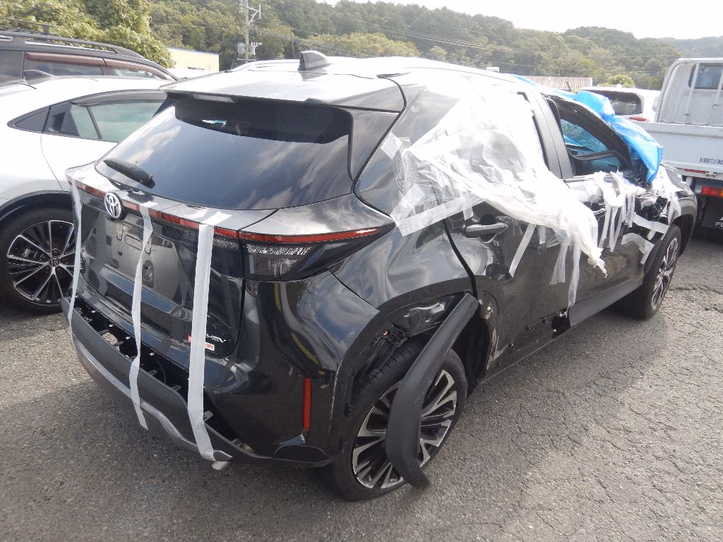 TOYOTA YARIS CROSS