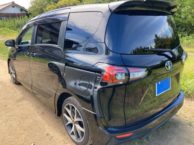 TOYOTA SIENTA