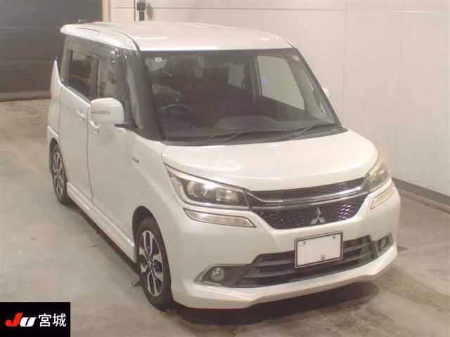 MITSUBISHI DELICA D:2