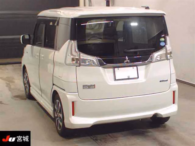 MITSUBISHI DELICA D:2