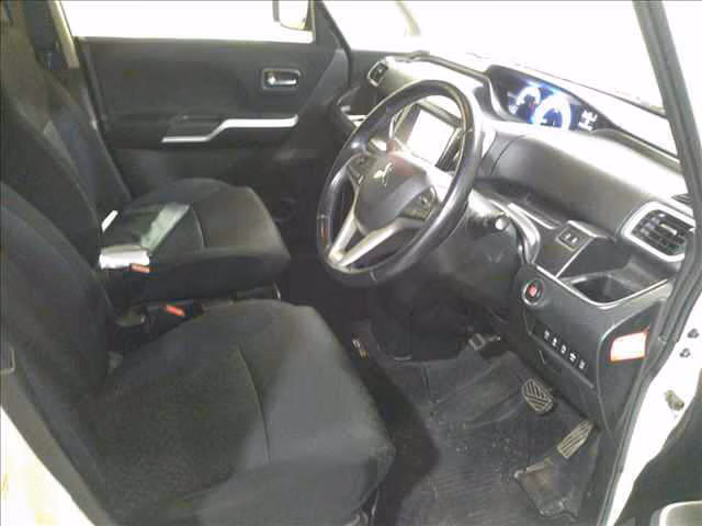 MITSUBISHI DELICA D:2