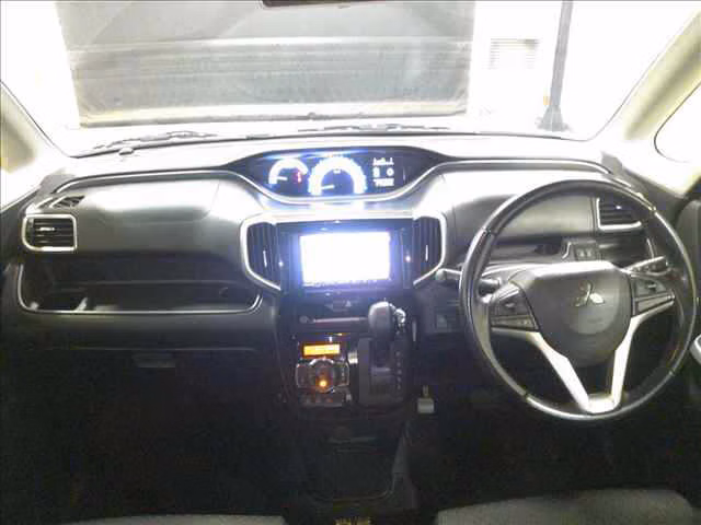 MITSUBISHI DELICA D:2