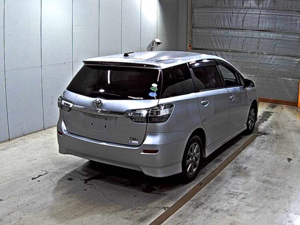 TOYOTA WISH