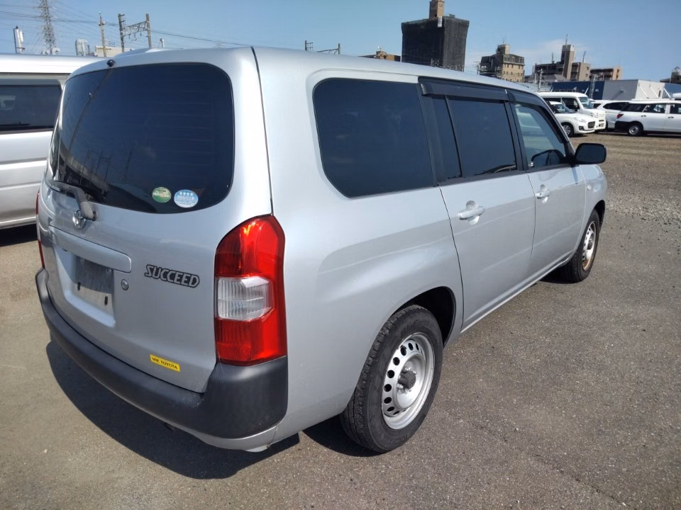 TOYOTA PROBOX