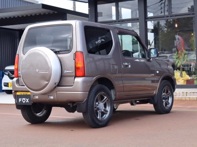 SUZUKI JIMNY