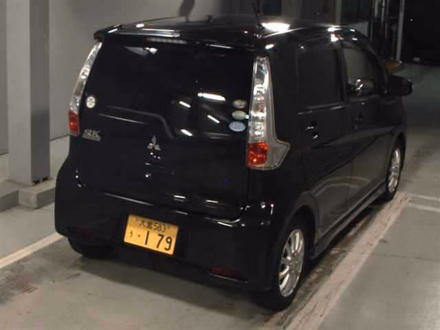MITSUBISHI EK CUSTOM