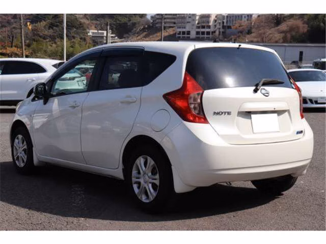NISSAN NOTE