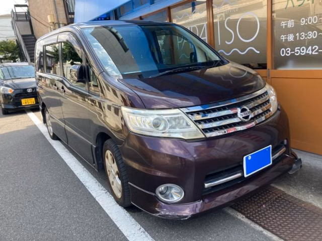 NISSAN SERENA