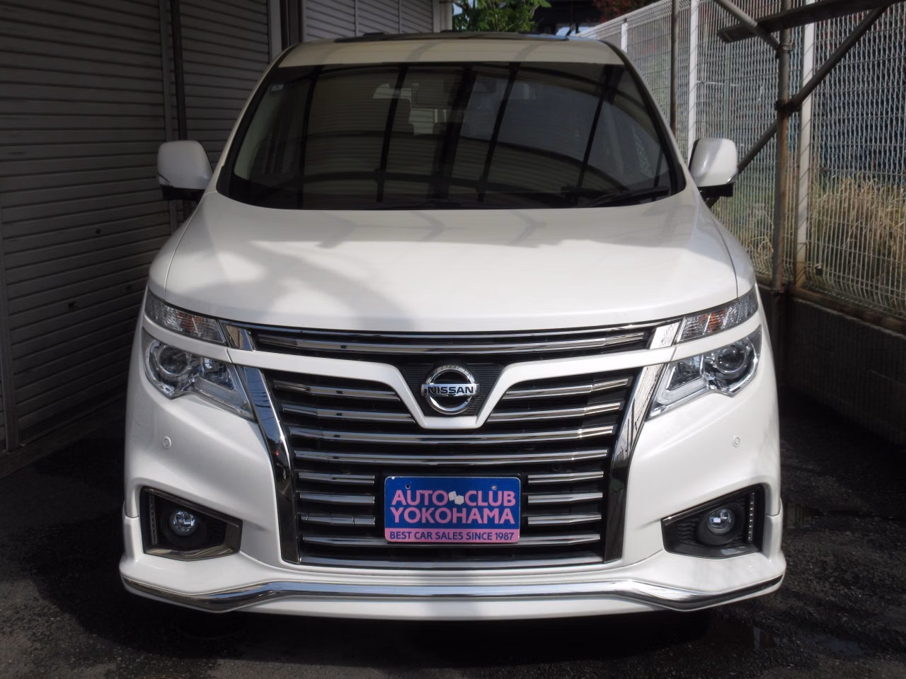 NISSAN ELGRAND