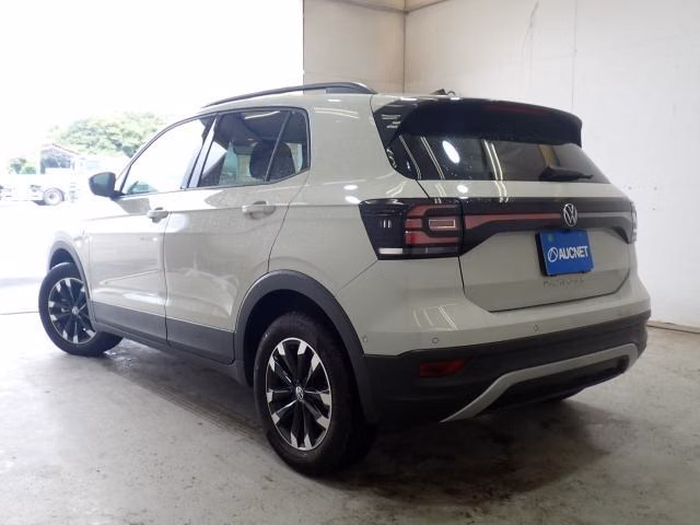 VOLKSWAGEN T-CROSS