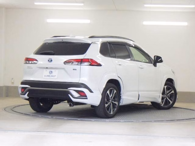 TOYOTA COROLLA CROSS