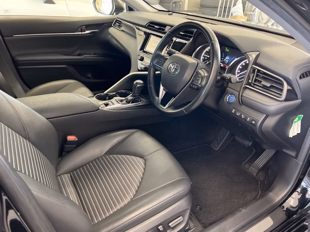 TOYOTA CAMRY