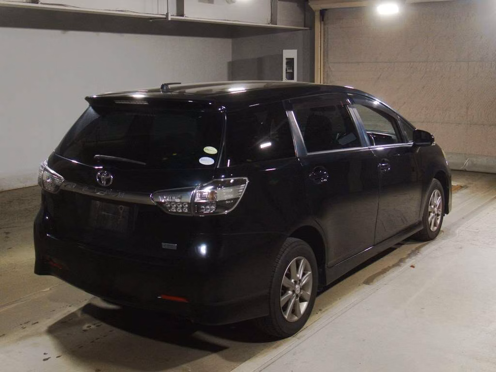 TOYOTA WISH