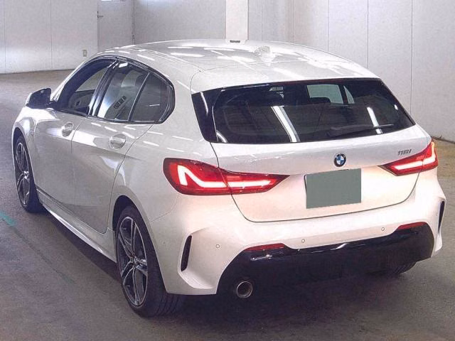 BMW 1-SERIES