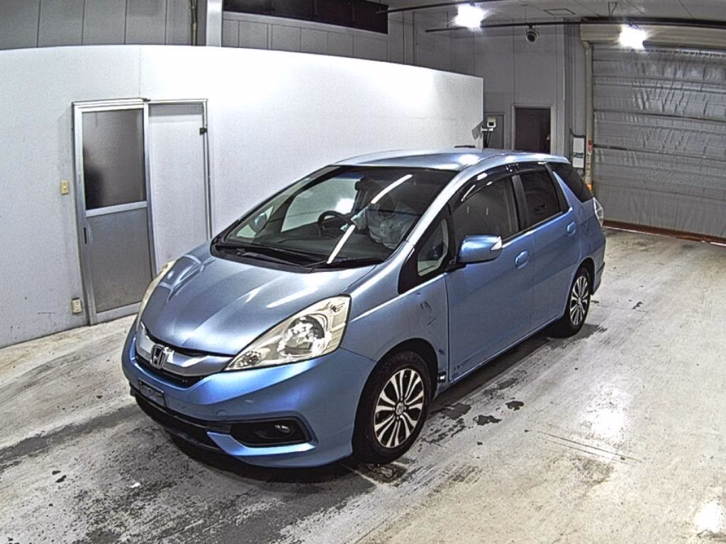 HONDA FIT SHUTTLE